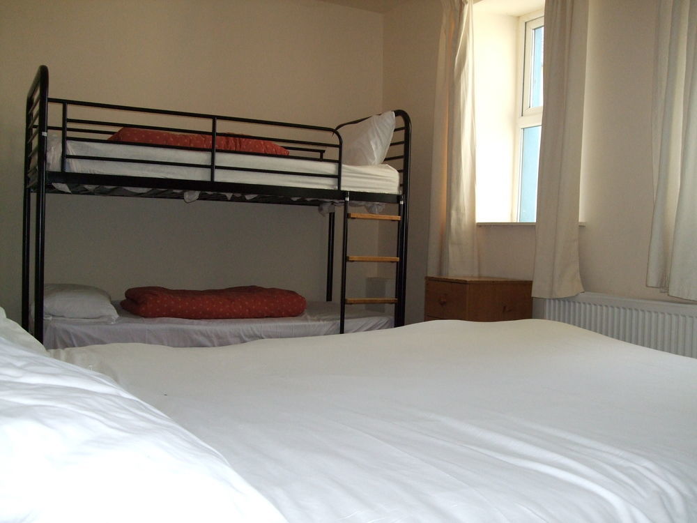 Homefield Rock Hostel *